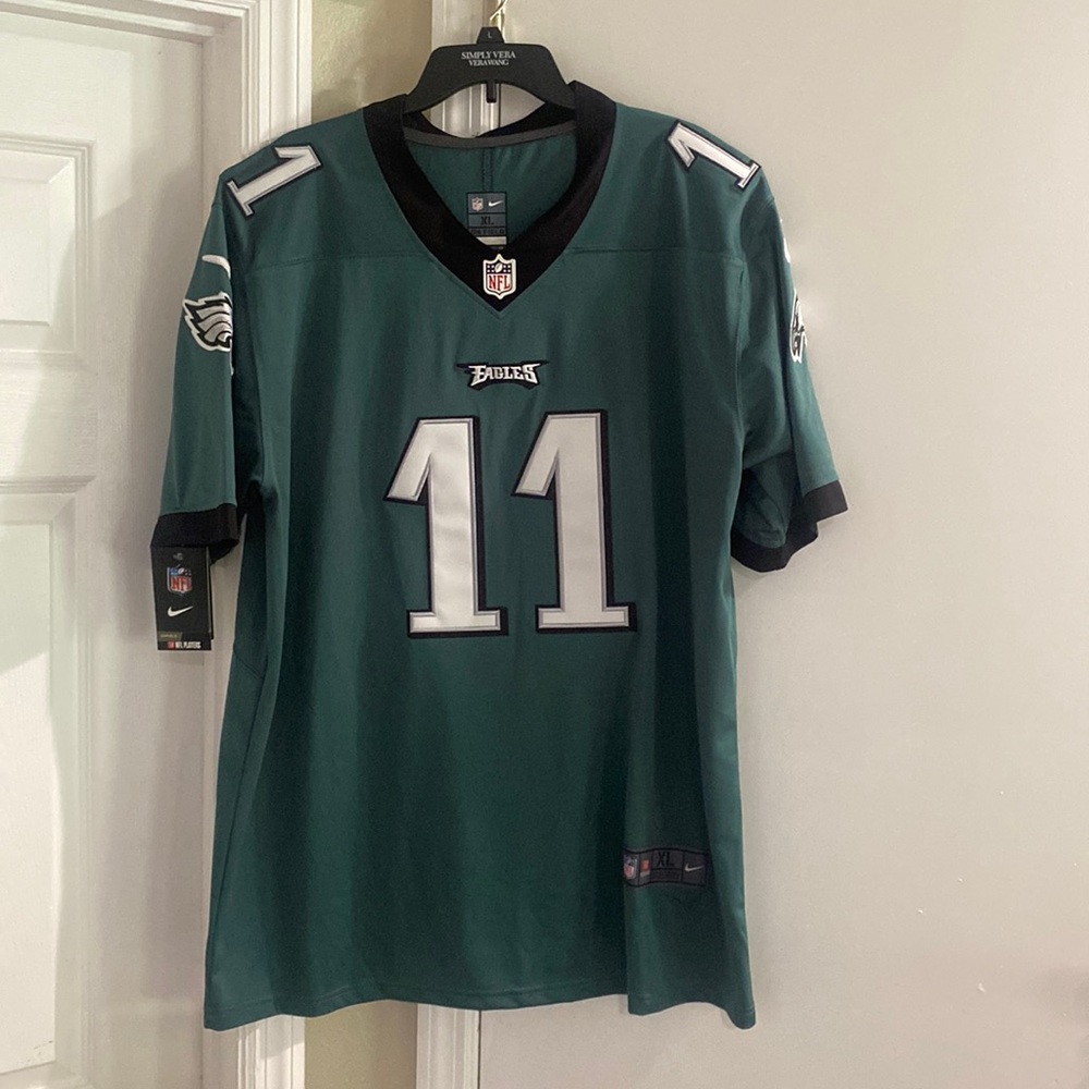NFL Philadelphia Eagles jersey Nike. Size XL. New with tags.